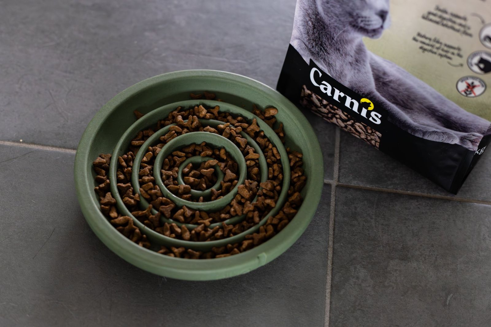 Carnis kattenvoeding met anti-schrok bowl